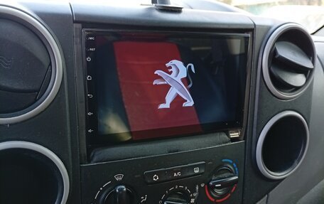 Peugeot Partner II рестайлинг 2, 2010 год, 520 000 рублей, 9 фотография