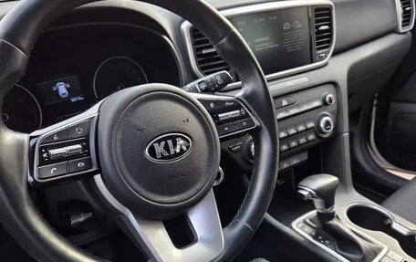 KIA Sportage IV рестайлинг, 2021 год, 2 730 000 рублей, 7 фотография