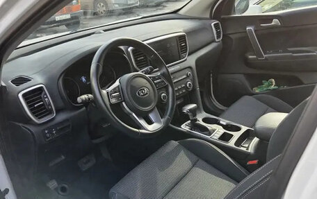 KIA Sportage IV рестайлинг, 2021 год, 2 730 000 рублей, 10 фотография