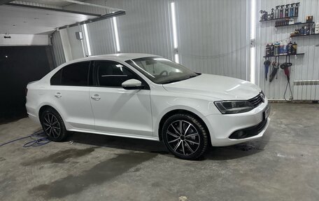 Volkswagen Jetta VI, 2014 год, 850 000 рублей, 3 фотография