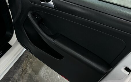 Volkswagen Jetta VI, 2014 год, 850 000 рублей, 13 фотография