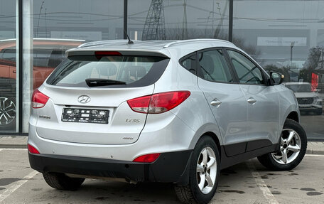 Hyundai ix35 I рестайлинг, 2010 год, 885 000 рублей, 2 фотография