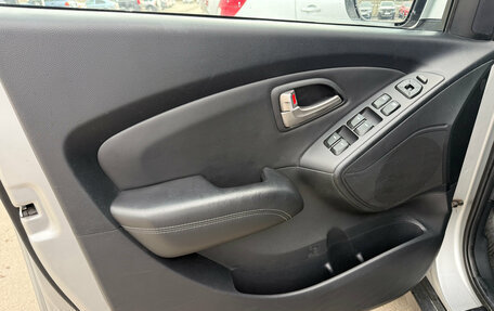 Hyundai ix35 I рестайлинг, 2010 год, 885 000 рублей, 9 фотография