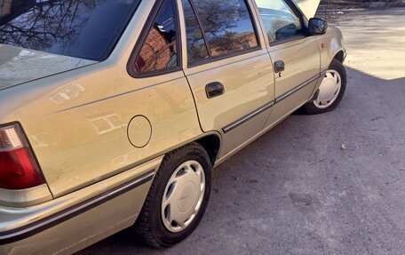 Daewoo Nexia I рестайлинг, 2007 год, 230 000 рублей, 10 фотография