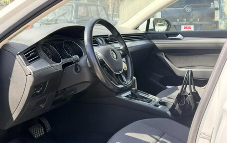 Volkswagen Passat B8 рестайлинг, 2016 год, 2 250 000 рублей, 5 фотография