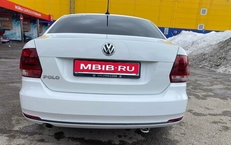 Volkswagen Polo VI (EU Market), 2017 год, 1 000 000 рублей, 3 фотография