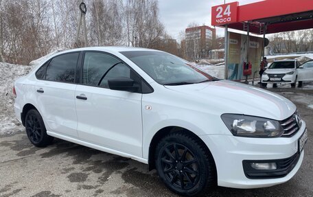 Volkswagen Polo VI (EU Market), 2017 год, 1 000 000 рублей, 18 фотография