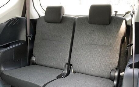 Toyota Sienta, 2022 год, 1 370 000 рублей, 11 фотография