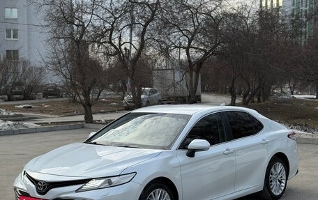 Toyota Camry, 2018 год, 2 580 000 рублей, 3 фотография