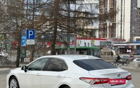 Toyota Camry, 2018 год, 2 580 000 рублей, 4 фотография