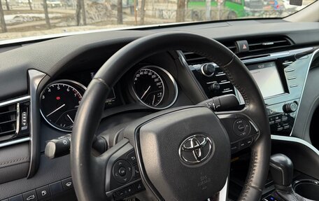 Toyota Camry, 2018 год, 2 580 000 рублей, 14 фотография