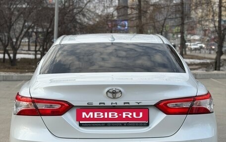 Toyota Camry, 2018 год, 2 580 000 рублей, 5 фотография