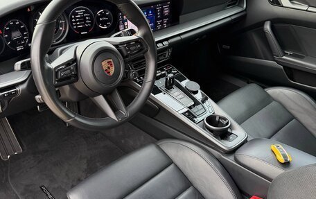 Porsche 911, 2019 год, 14 800 000 рублей, 22 фотография