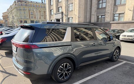 KIA Carnival, 2021 год, 4 000 000 рублей, 3 фотография