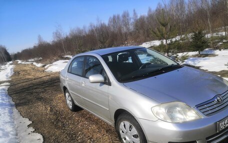 Toyota Corolla, 2005 год, 555 000 рублей, 2 фотография