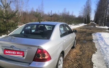 Toyota Corolla, 2005 год, 555 000 рублей, 3 фотография