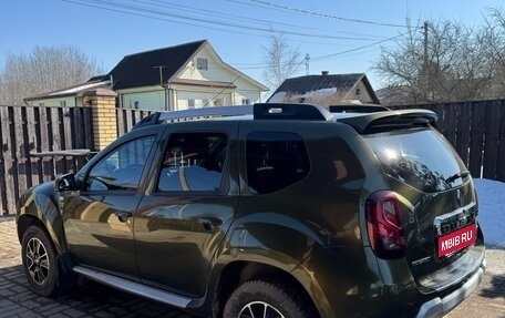 Renault Duster I рестайлинг, 2017 год, 1 390 000 рублей, 2 фотография