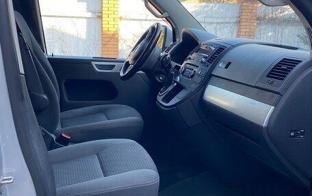 Volkswagen Multivan T5, 2013 год, 2 050 000 рублей, 4 фотография