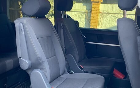 Volkswagen Multivan T5, 2013 год, 2 050 000 рублей, 5 фотография