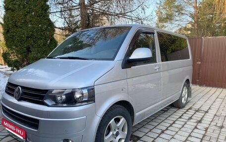 Volkswagen Multivan T5, 2013 год, 2 050 000 рублей, 3 фотография
