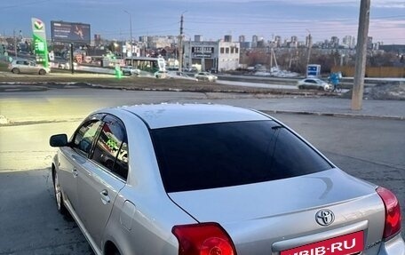 Toyota Avensis III рестайлинг, 2006 год, 680 000 рублей, 7 фотография