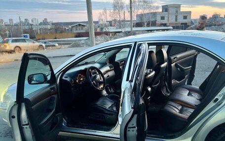 Toyota Avensis III рестайлинг, 2006 год, 680 000 рублей, 8 фотография