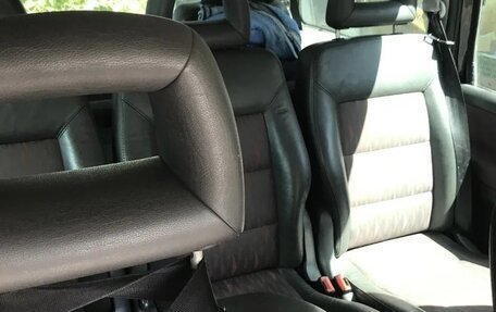 Ford Galaxy II, 2002 год, 250 000 рублей, 2 фотография