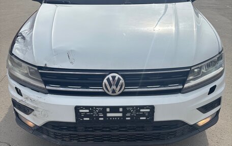 Volkswagen Tiguan II, 2020 год, 1 799 000 рублей, 1 фотография