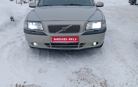 Volvo S80 II рестайлинг 2, 2000 год, 550 000 рублей, 1 фотография