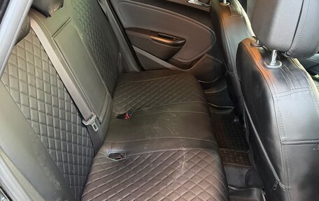 Opel Astra J, 2013 год, 835 000 рублей, 24 фотография