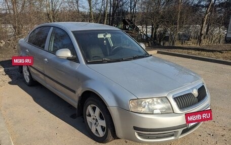 Skoda Superb III рестайлинг, 2007 год, 525 000 рублей, 3 фотография