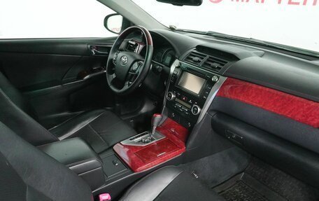 Toyota Camry, 2011 год, 1 320 000 рублей, 10 фотография
