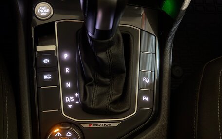 Volkswagen Tiguan II, 2020 год, 2 750 000 рублей, 12 фотография