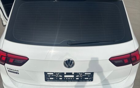 Volkswagen Tiguan II, 2020 год, 1 799 000 рублей, 4 фотография