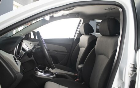 Chevrolet Cruze II, 2013 год, 590 000 рублей, 9 фотография