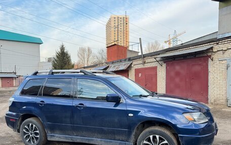 Mitsubishi Outlander III рестайлинг 3, 2003 год, 380 000 рублей, 5 фотография