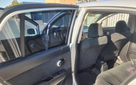 Nissan Tiida, 2012 год, 850 000 рублей, 12 фотография