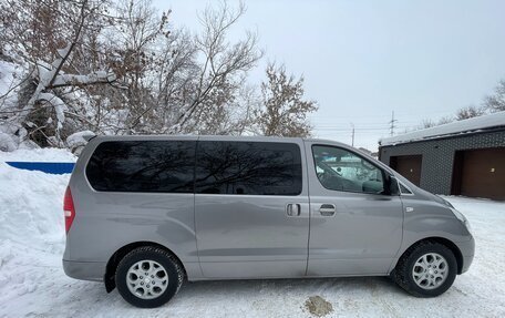 Hyundai Grand Starex Grand Starex I рестайлинг 2, 2011 год, 1 640 000 рублей, 3 фотография