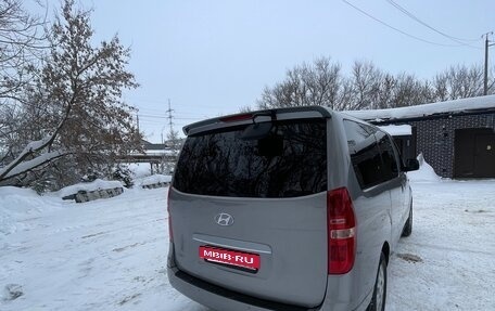 Hyundai Grand Starex Grand Starex I рестайлинг 2, 2011 год, 1 640 000 рублей, 4 фотография