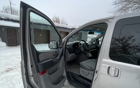 Hyundai Grand Starex Grand Starex I рестайлинг 2, 2011 год, 1 640 000 рублей, 11 фотография