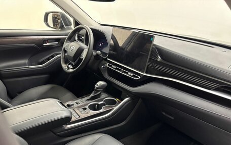 Toyota Highlander, 2026 год, 6 200 000 рублей, 12 фотография