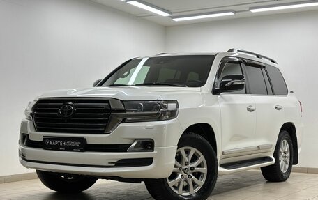 Toyota Land Cruiser 200, 2017 год, 6 000 000 рублей, 7 фотография