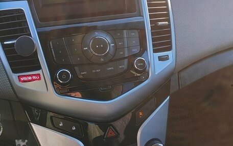 Chevrolet Cruze II, 2011 год, 740 000 рублей, 7 фотография