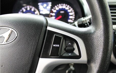 Hyundai Solaris II рестайлинг, 2011 год, 949 000 рублей, 16 фотография