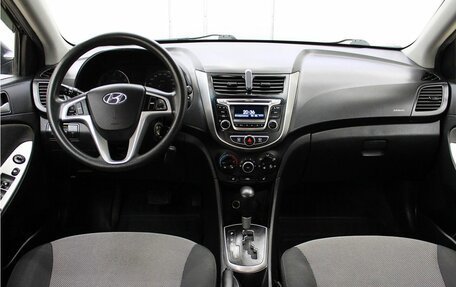 Hyundai Solaris II рестайлинг, 2011 год, 949 000 рублей, 21 фотография