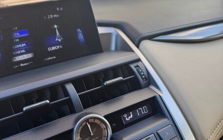 Lexus NX I, 2015 год, 2 500 000 рублей, 6 фотография