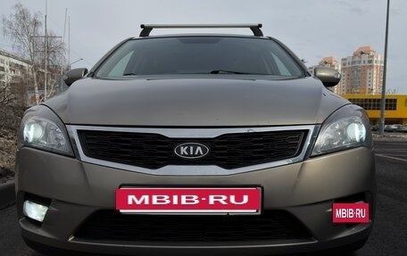 KIA cee'd I рестайлинг, 2011 год, 900 000 рублей, 2 фотография