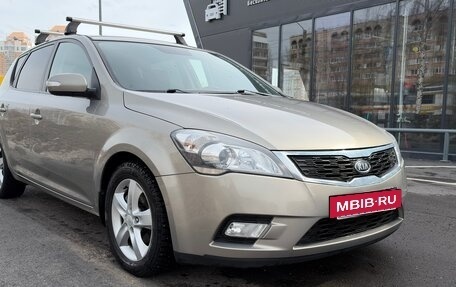 KIA cee'd I рестайлинг, 2011 год, 900 000 рублей, 13 фотография