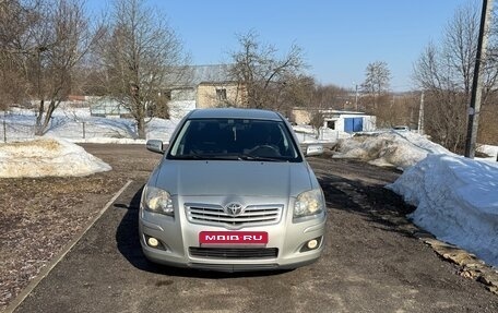 Toyota Avensis III рестайлинг, 2007 год, 770 000 рублей, 1 фотография