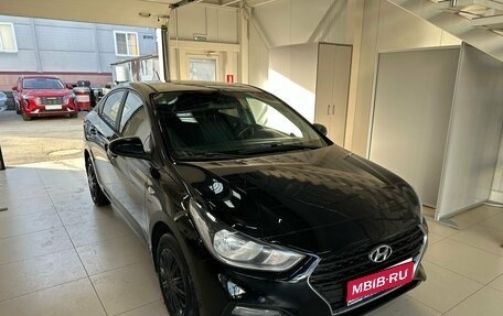 Hyundai Solaris II рестайлинг, 2017 год, 1 154 000 рублей, 1 фотография